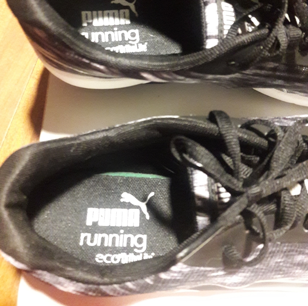 EUC Puma Black & White Running Shoe - Women's Size 8.5 - Picture 4 of 10